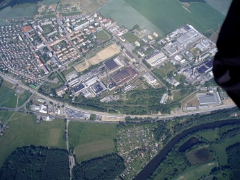  Bydlen� a d�lna 