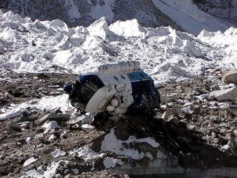  Helikopt�ra nedaleko Everest Base Camp (5364m) 