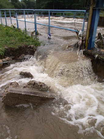  Rozvodnn Hron u vesnice Lopej 