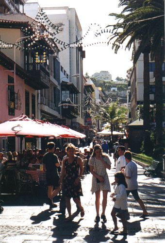  V ulicch msta Puerto de la Cruz 