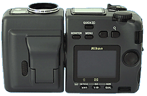  Fotoapar�t Nikon Coolpix 995 