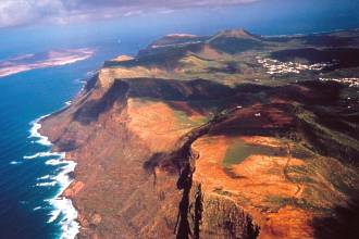  �tesy na severoz�padn�m pob�e�� ostrova Lanzarote 