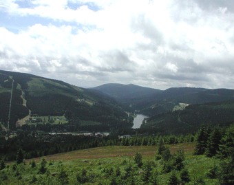  P�ehrada z lanovky 