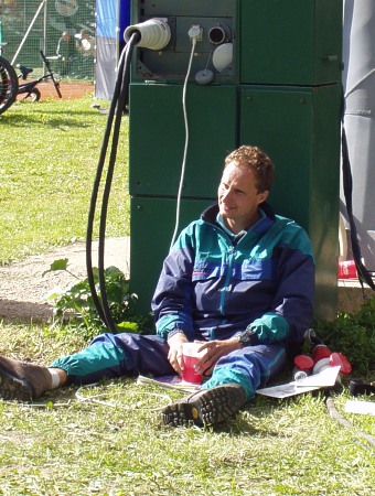  Nejmenovan� �esk� paraglidista p�i d�kladn�m zah�n�n� v�ech pocit� 