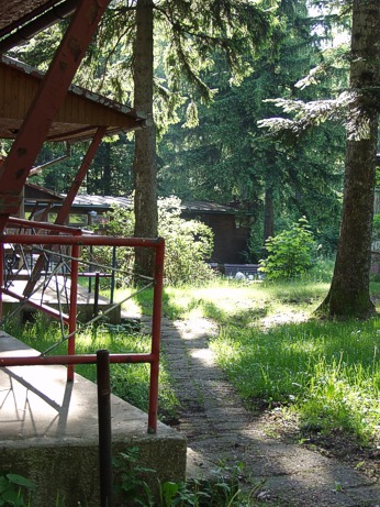  R�no p�ed chatkami 