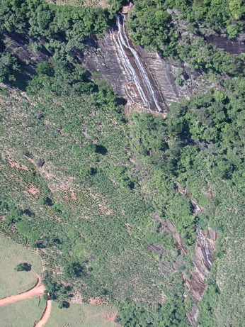  Vodop�d kousek od startu 