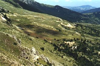  P�ist�vac� plochy pod startovi�t�m Forca di Presta 