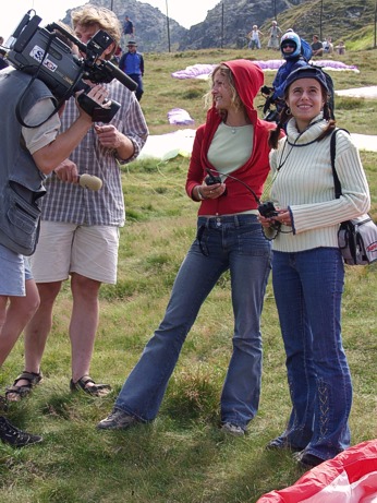  Televize JoJ a nat��en� detailn�ch z�b�r� z pr�b�hu z�vodu 