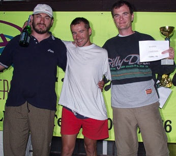  V�t�zov� kategorie Hobby - 1. Peter Vrabec (uprost�ed), 2. Mat�� �kvarka (vpravo) a Pavel Orolin (vlevo) 
