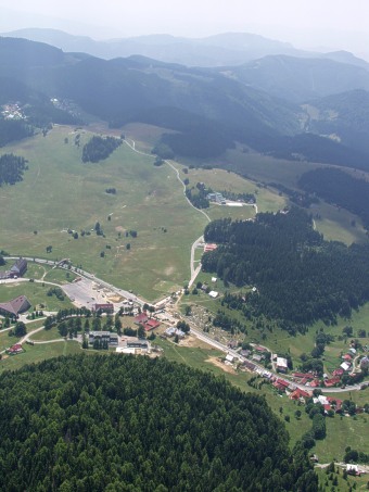  Rozkopan� centrum Donoval 