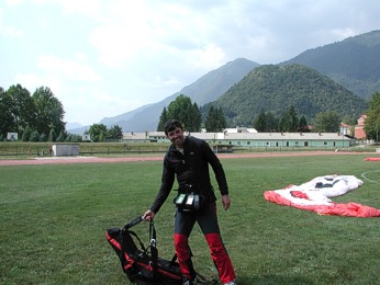  Sergej �ujec po p�ist�n� 