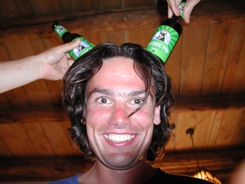  Honza z fla�kama na hlav� 