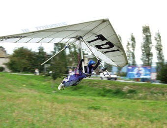 Radek Dykast is landing