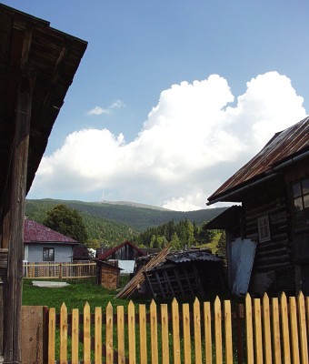  Mraky nad Kr�lovkou v 10:30 