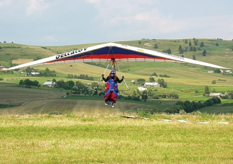  Juraj Sladk� p�ist�v� v c�li 