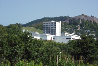  Ubytovna �elez�ren Podbrezov� 