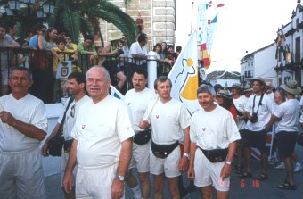  Sprievod ulicami Algodonales po�as otvorenia 