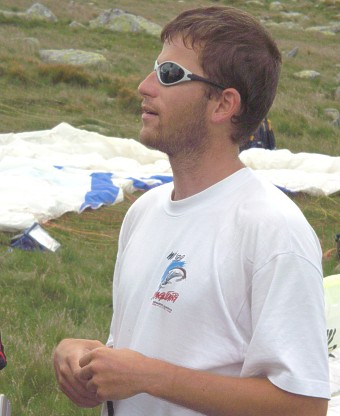  Peter Hv�rka 