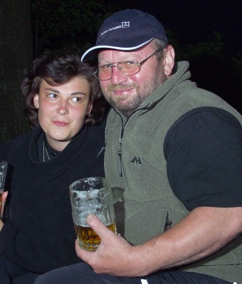  Spokojen� Bohdan Wojkowsk� s osobn� asistentkou 