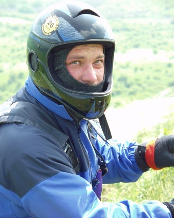  Radek Seidl alias Yehuda taktizuje na startu 