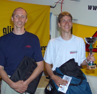  V�t�zov� t��dy Standard - Miloslav Pokorn� (vpravo) a Mikulanda Zden�k (vlevo) 