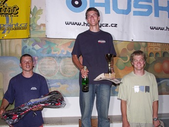 V�t�zov� sout�e na p�esnost p�ist�n� - 1. Miloslav Pokorn�, 2. Karel Vrbensk�, 3. Mat�j �ern� 
