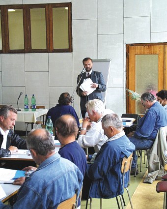  Prezident Lubo� Zahradn�k obhajuje svoje p�soben� ve funkci 