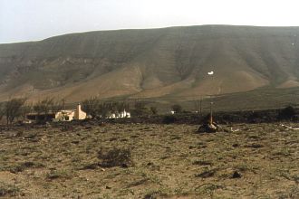 Přistání a hřeben poblíž pláží Famara