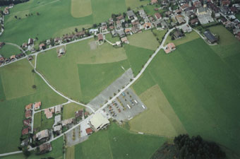  Westendorf - p�ist�va�ka u lanovky a parkovi�t� 