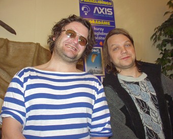  U st�nku firmy AXIS Paragliding 