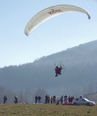  Nad p�ist�va�kou pod Javorov�m 