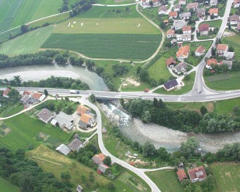  Oto�n� bod - most p�es �eku Savinja 