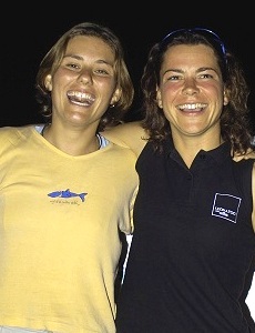  V�t�zka PWC 2003 v kategorii �en Petra Krausov� (vlevo) s druhou v po�ad� Elisabeth Rauchenberger 