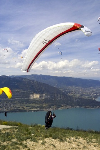  Start nad jezero Annecy 