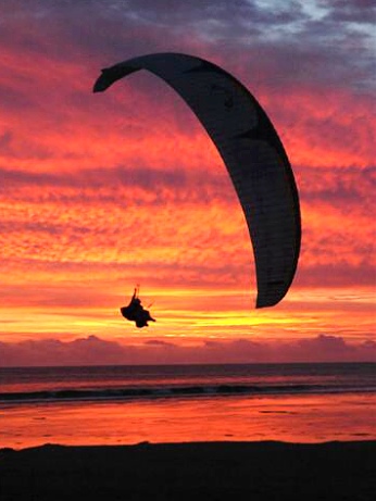  The evening on the beach 