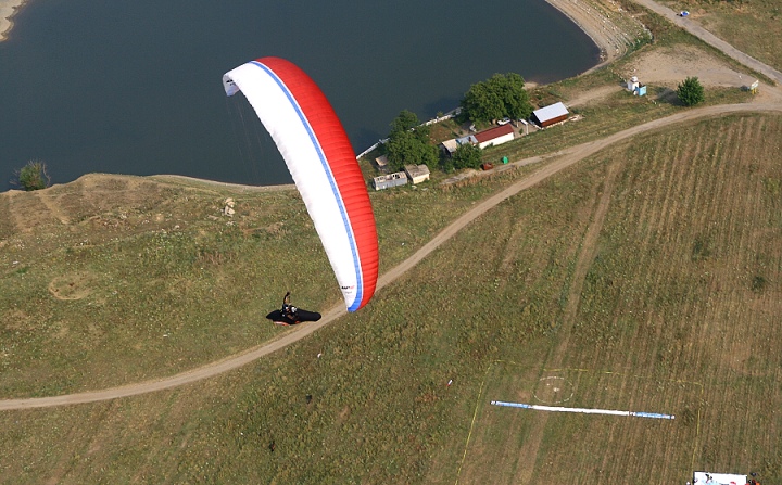  Kone�n� v c�li, pozd� ale p�ece 