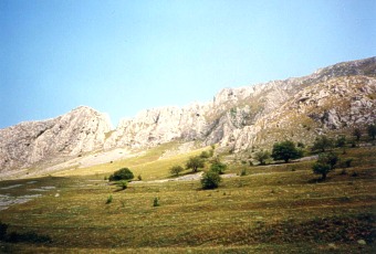  Skalnat� h�eb�nek Rimetea v Mt. Trascau 