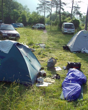  V kempu brzy po r�nu 