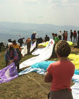  Panika na ji�n�m startovi�ti 