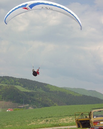  Radek Ve�e�a p�ist�v� v c�li 