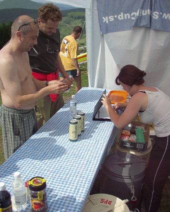  U st�nku na vrcholu Stran�ku 