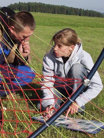  Pos�dka jedin� z��astn�n� dvousedadlov� t��kolky - Karel Vor��ek a Simona Gregov� 