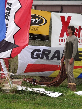  P��li� mnoho myslivc�, zaj�cova smrt 