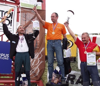  1. Pavel B�ezina (uprost�ed), 2. Vladim�r Pro�ek (vlevo), 3. Jo�ka K��er (vpravo) 