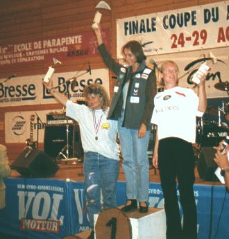  Otev�en� t��da - �eny 